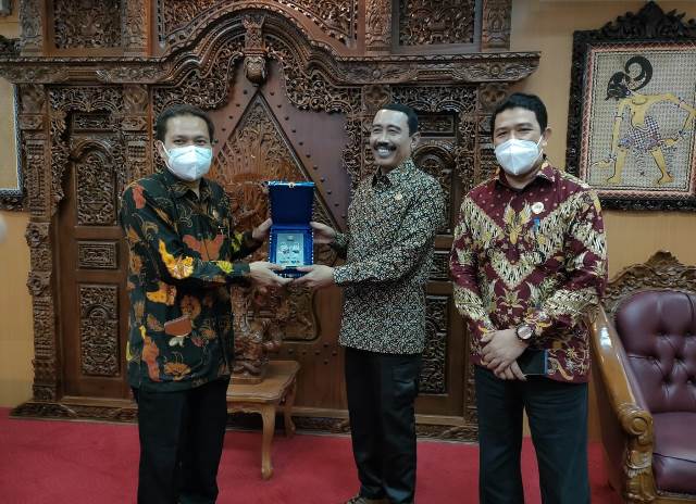 HASIL PERTEMUAN KIP-IPDN, REKTOR USULKAN LABORATORIUM KETERBUKAAN INFORMASI