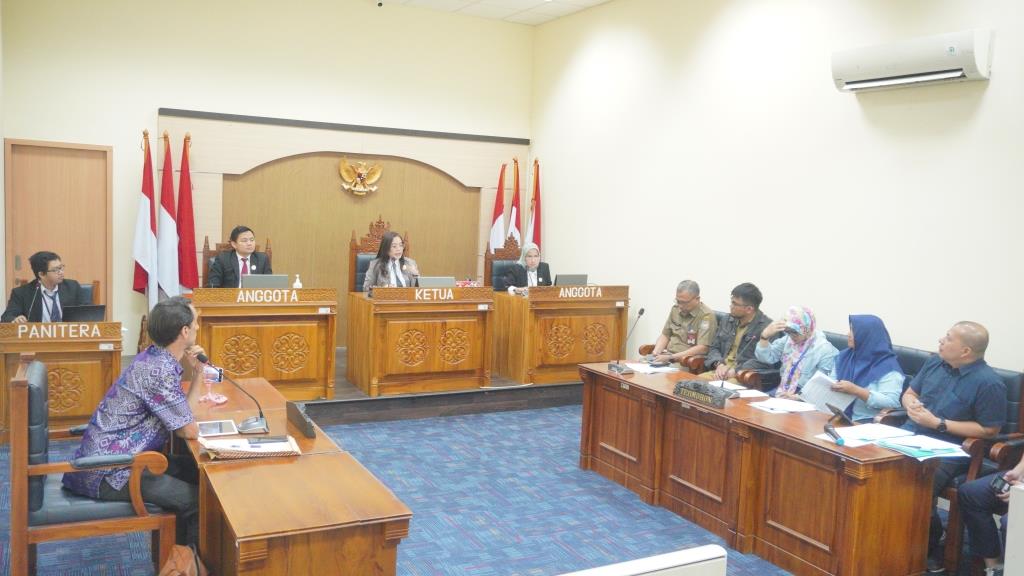 KI Pusat Gelar Pemeriksaan Awal Sengketa Informasi LSM YAKIN dengan Kemendagri, Kemenkes, dan BPOM