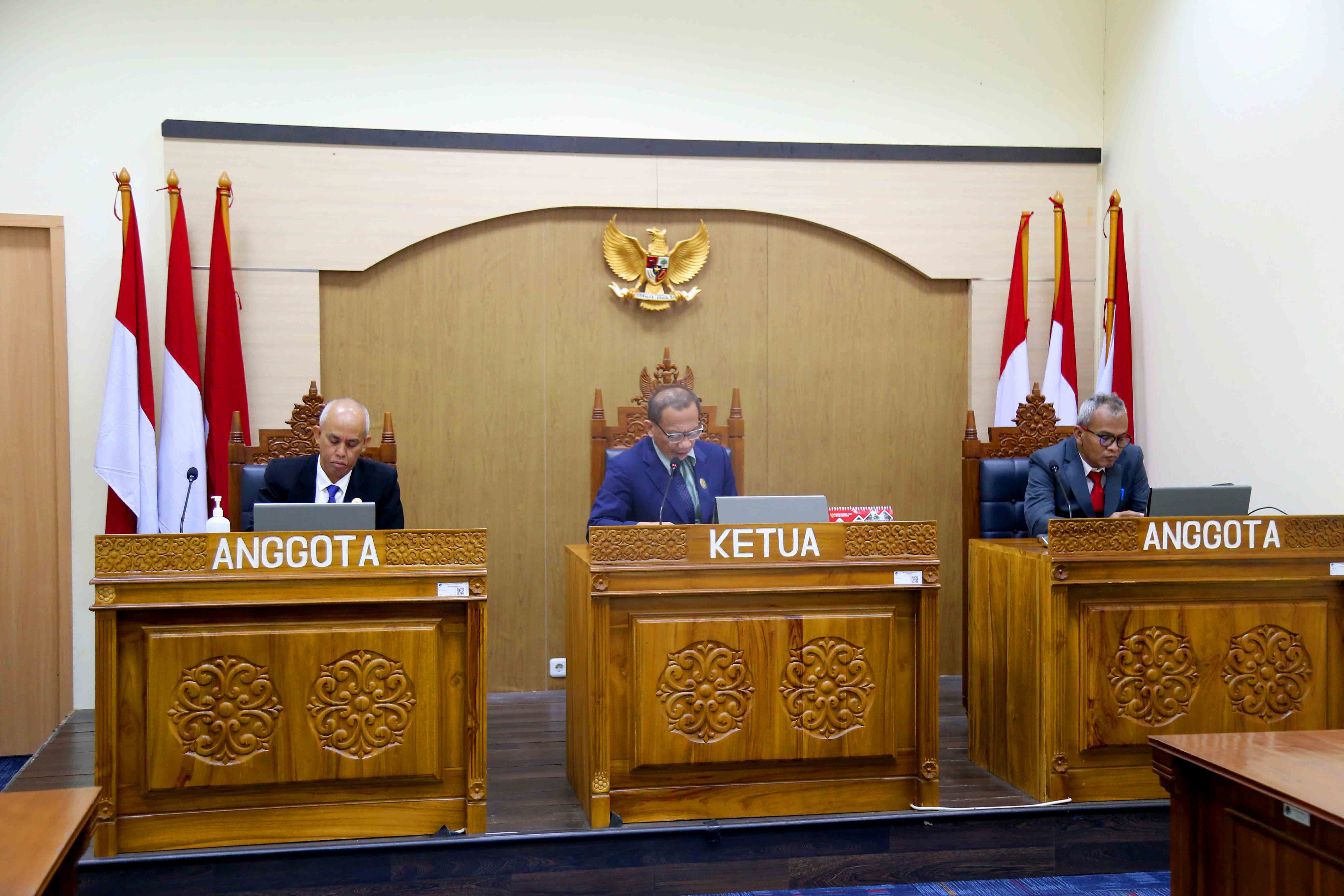 MK KI Pusat Tolak Permohonan Perkumpulan Pemantau Keuangan Negara Karena Tidak Memenuhi Legal Standing